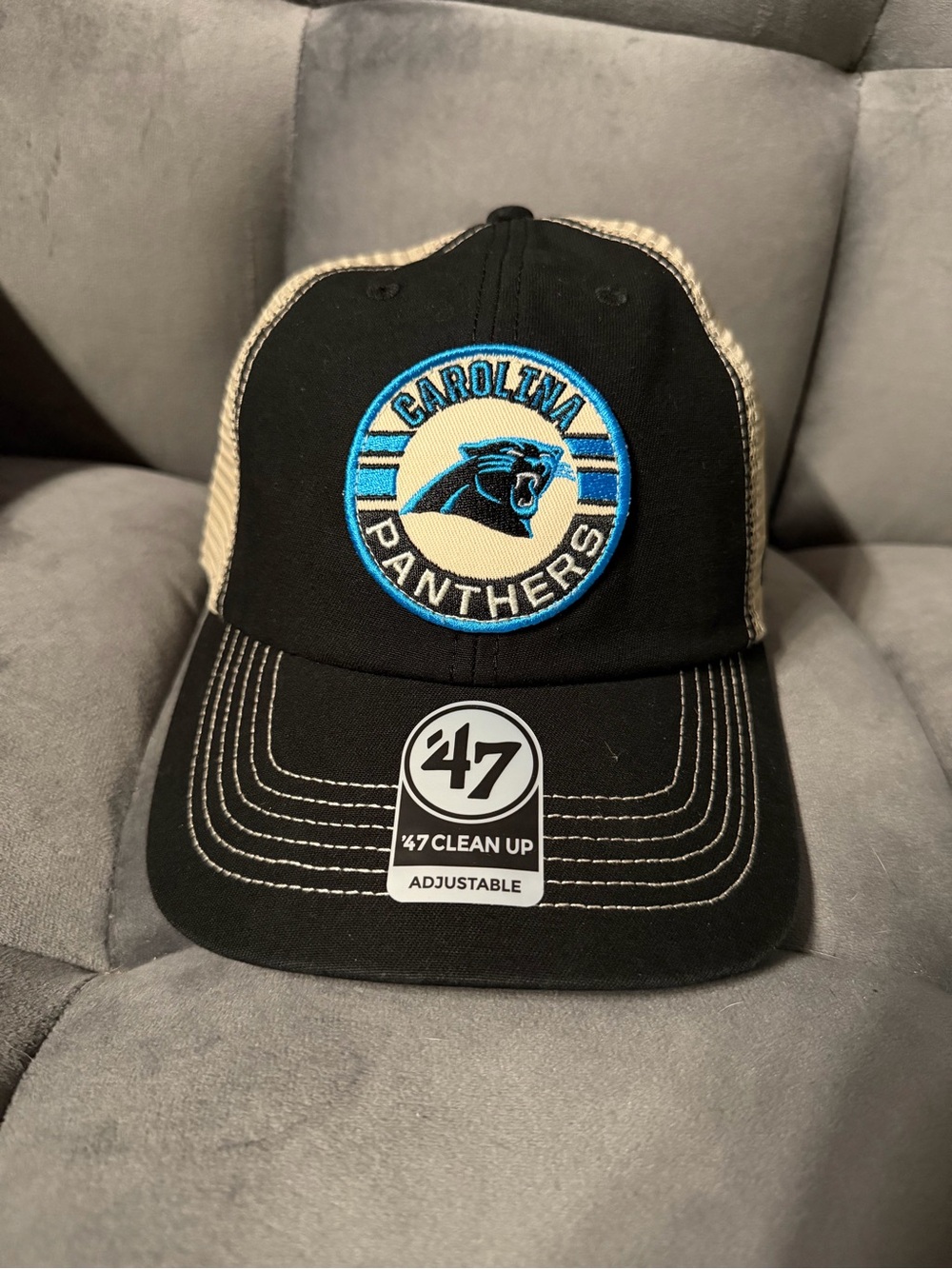 47 clean up adjustable hat Carolina Panthers Mesh Back Black NWT